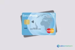 Carta Bancoposta Classica con design azzurro e globo sullo sfondo.
