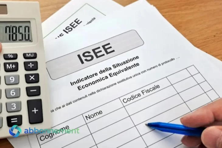 Compilazione della DSU per il Calcolo ISEE con modulo ufficiale, penna e calcolatrice sul tavolo.