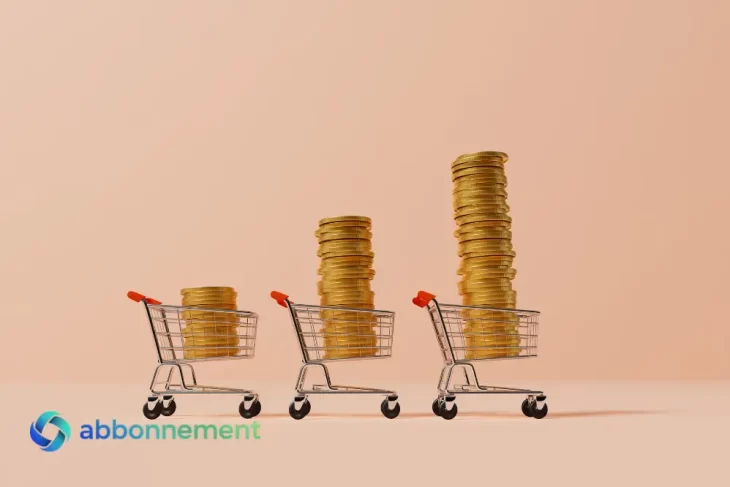 Carrelli della spesa con pile di monete crescenti, simbolo di Inflazione Spiegata e aumento dei prezzi.